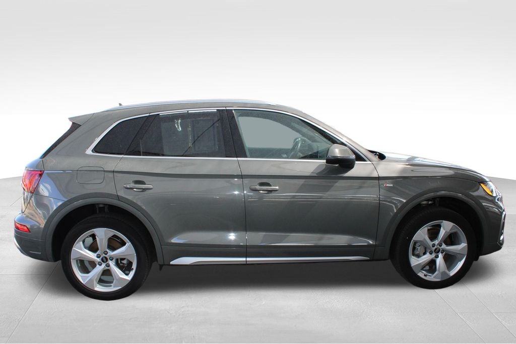 2024 Audi Q5 45 S line Premium quattro