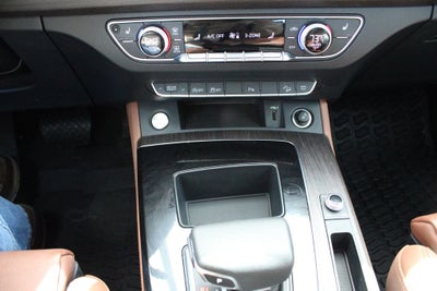 2024 Audi Q5 45 S line Premium quattro