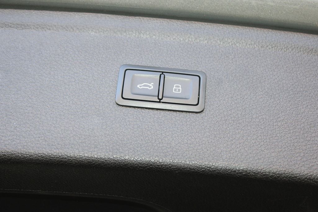 2024 Audi Q5 45 S line Premium quattro