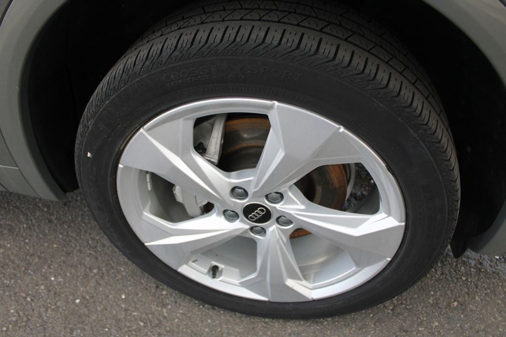 2024 Audi Q5 45 S line Premium quattro