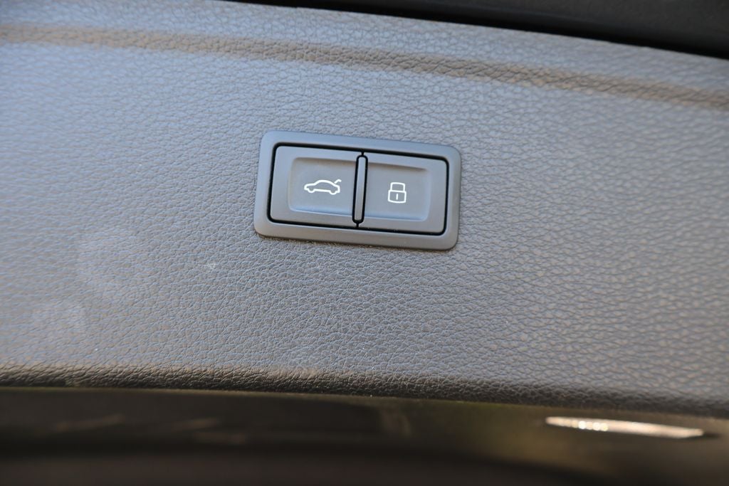 2023 Audi Q5 e 55 Premium S Line